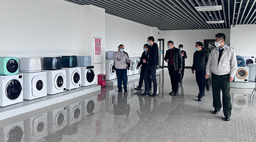 分享交流！鶴山市領(lǐng)導(dǎo)以及書記一同到訪金環(huán)電器