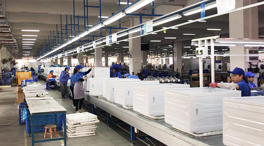 專業(yè)且專注！裝配車間開展客戶松下滾筒衣服烘干機(jī)生產(chǎn)