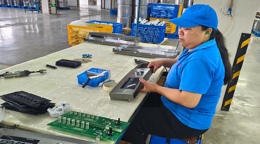 品質(zhì)源于嚴(yán)苛測試，金環(huán)電器的實驗室保障